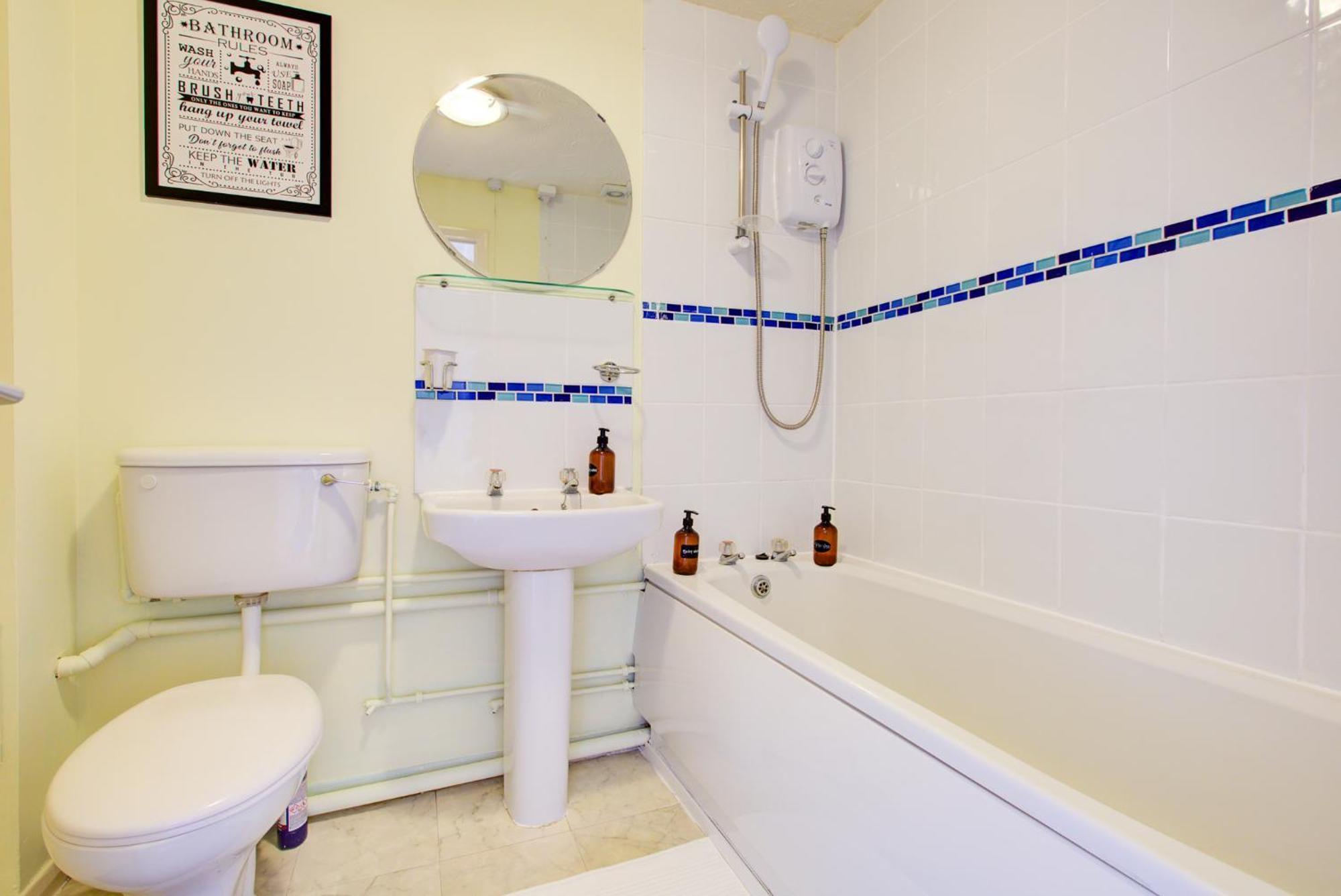 Dalton Plaza Apartment Лондон Екстериор снимка