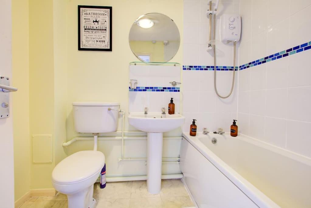 Dalton Plaza Apartment Лондон Екстериор снимка